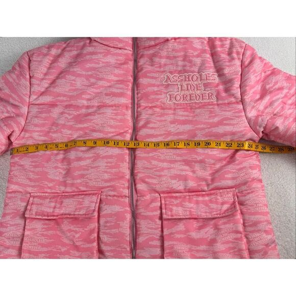 A**HOLES LIVE FOREVER UNISEX PINK CAMO PUFFER JACKET SIZE L - Picture 5 of 8